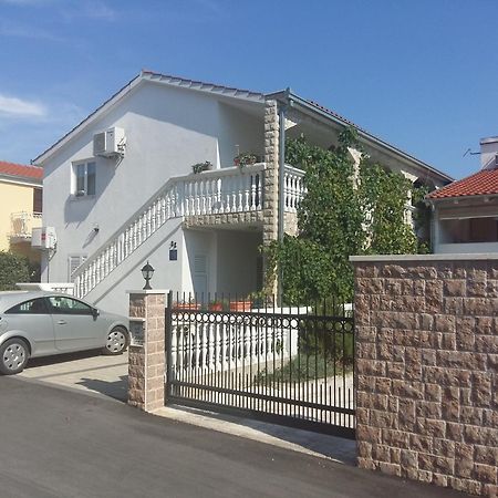 Apartments Anton Βόντιτσε Εξωτερικό φωτογραφία
