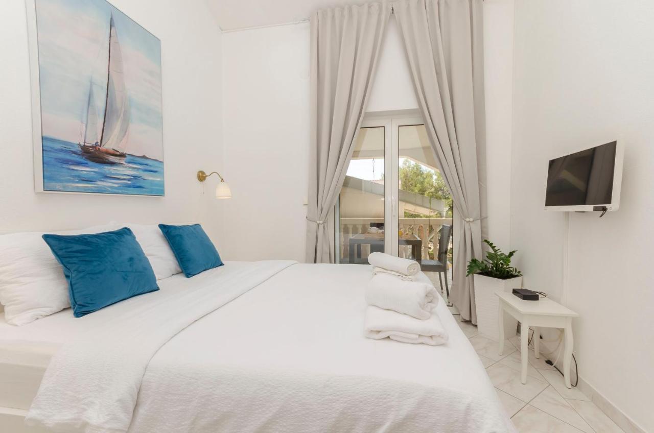 Apartments Anton Βόντιτσε Εξωτερικό φωτογραφία